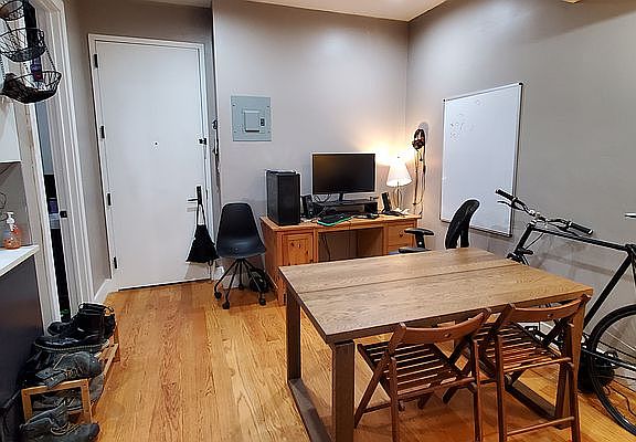 3rd image of 1087 Gates Ave APT 2B