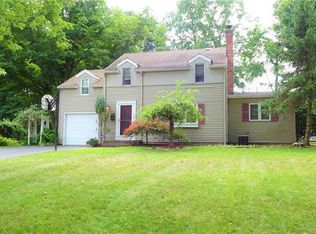 39 Mareeta Rd, Rochester, NY 14624