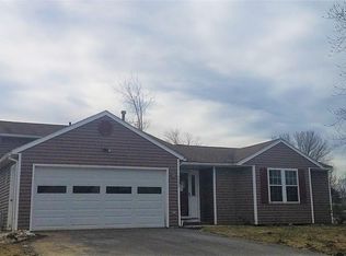 5252 Cremona Trl, Clay, NY 13041