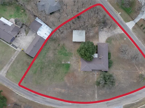 2185 Jana Ln, Burleson, TX 76028