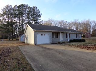 206 Greenwood Dr, Paris, TN 38242