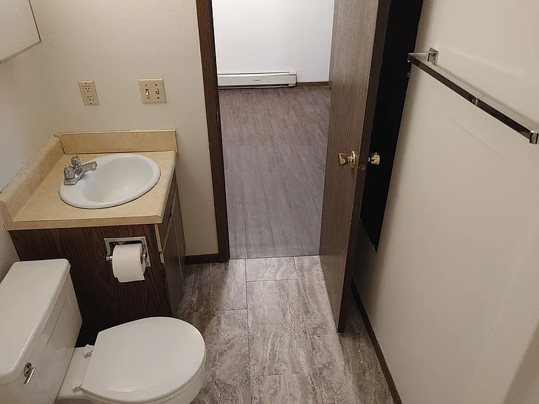 415 S. Van Buren Street — Photo 12