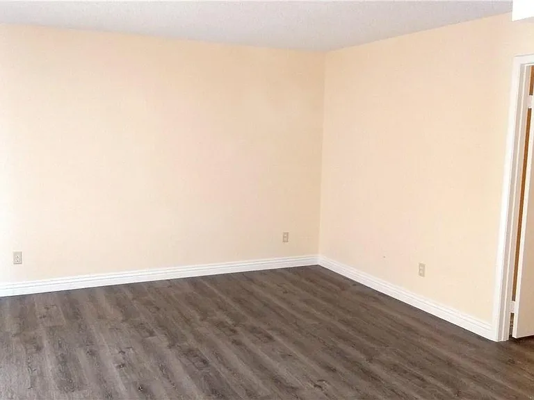 4729 Nara Vista Way #101 — Photo 11