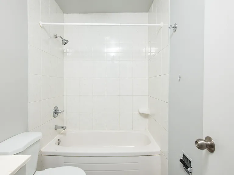 10646 102nd St NW — Photo 20