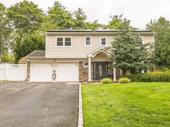 21 Tulipwood Drive, Commack, NY 11725