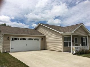 320A Woodland Way #A, Jefferson, OH