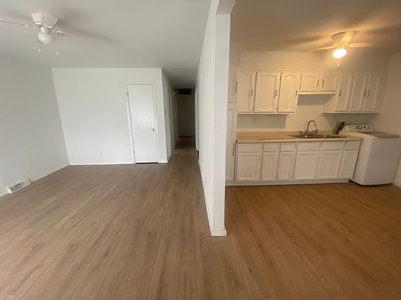 2nd image of 26 W 141st St