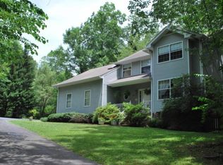 1066 Whippoorwill Dr, Signal Mountain, TN 37377