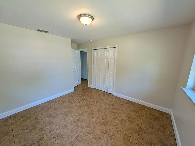 180 Penn Way — Photo 25
