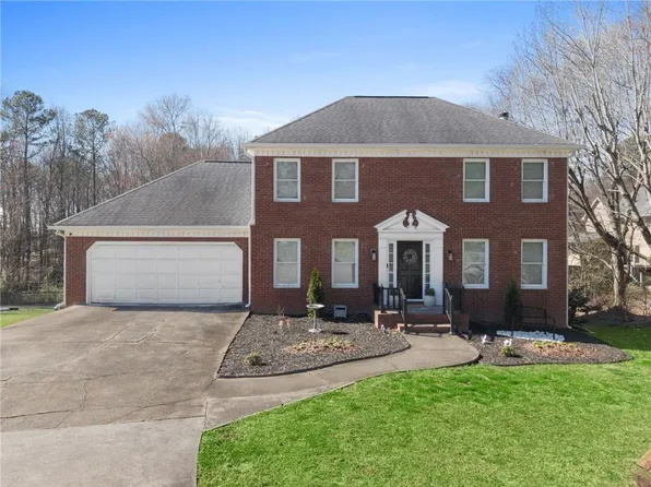 1487 Watsons Pl, Lawrenceville, GA 30043