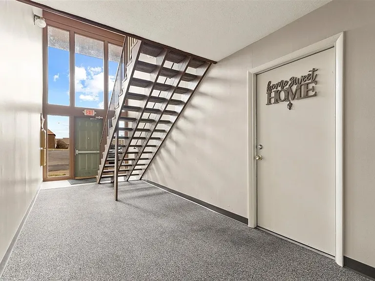 5564 E Virginia St — Photo 5