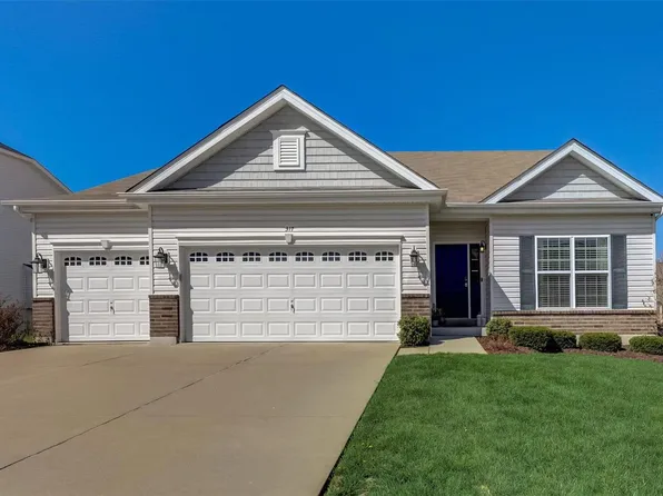 317 Mason Glen Dr, Lake Saint Louis, MO 63367