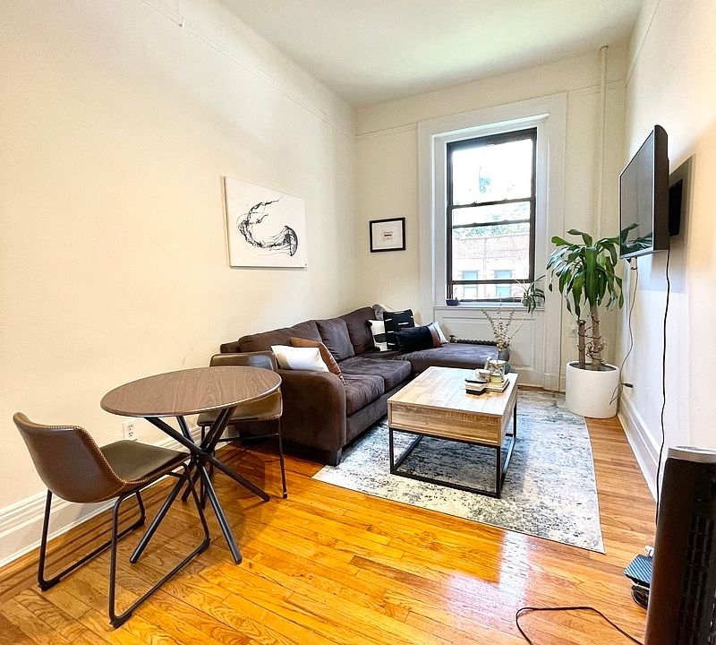 1st image of 210 W 16th St APT 5C