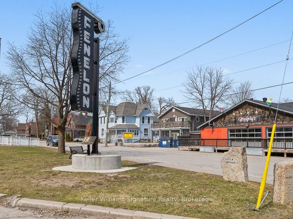 18 Oak St #4, Kawartha Lakes, ON K0M 1N0