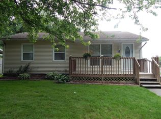 1136 6th St W, Milan, IL