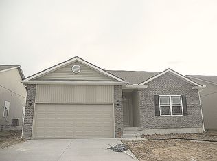 715 NW 109th Ter, Kansas City, MO 64155