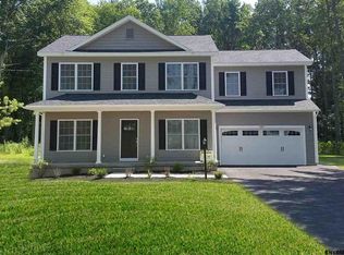 59 Plant Rd, Halfmoon, NY 12065