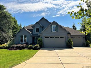 35 Two Rod Rd, Alden, NY 14004