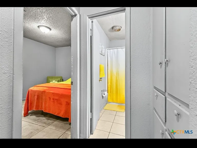 501 Sunset Ln #D — Photo 7