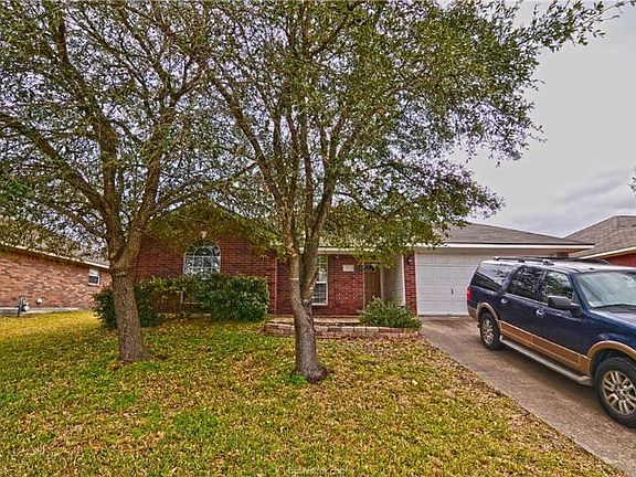 2nd image of 1518 Strasburg Cir
