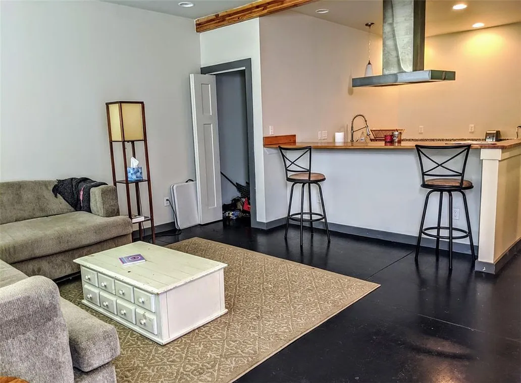 2 bed, 1.5 bath, 1140 sqft, $1,519 — Photo 4