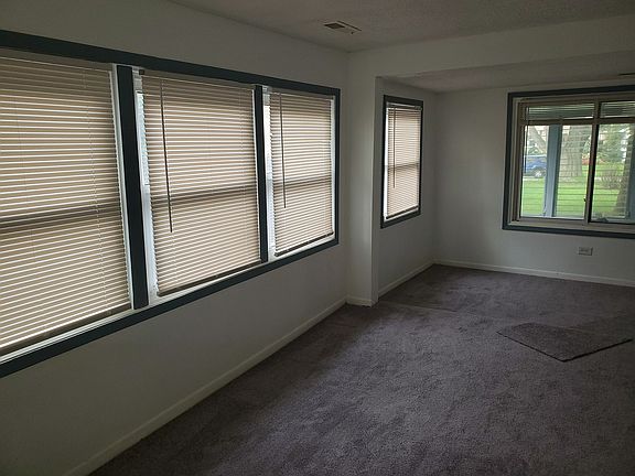 4th image of 301 S Fulton Ave