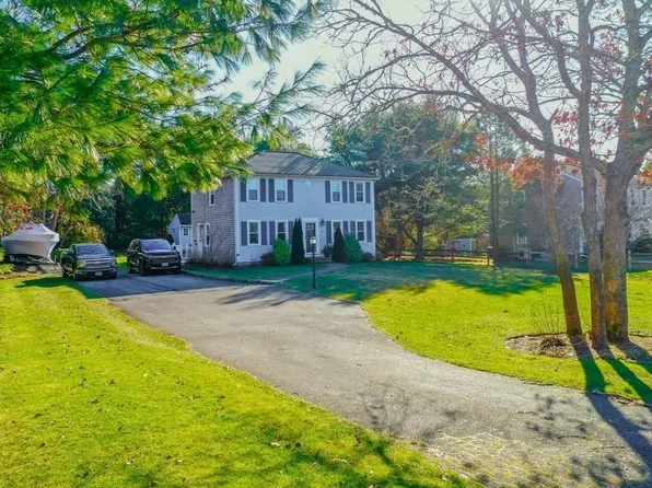 125 Lunns Way, Plymouth, MA 02360