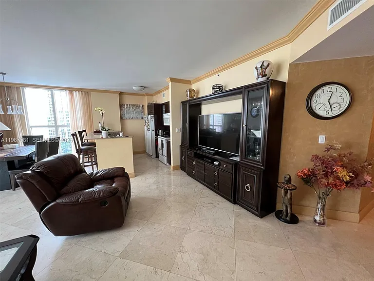 17555 Atlantic Blvd #1207 — Photo 6