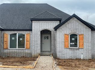 3069 E Coolridge St, Fayetteville, AR 72701