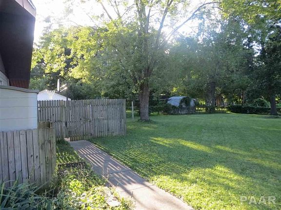 5th image of 2147 N Drury Ln