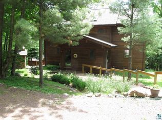 320 W Deeryard Lake Rd, Lutsen, MN 55612