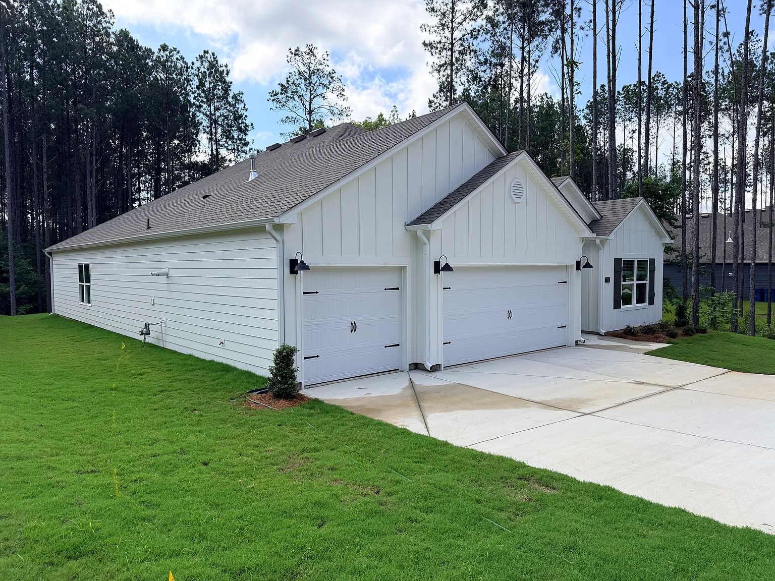 4 bed, 2271 sqft, $2,950 — Photo 4
