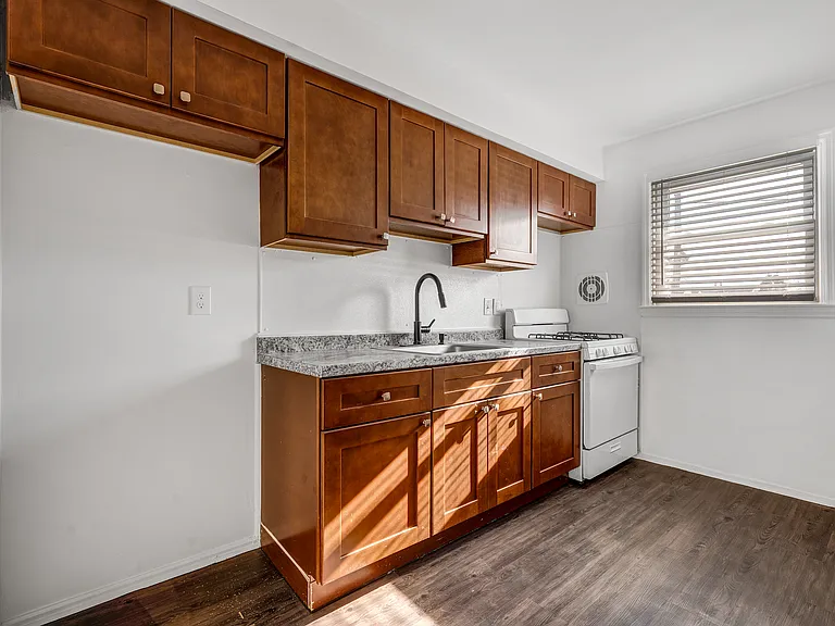 748 Convery Blvd #5B — Photo 6