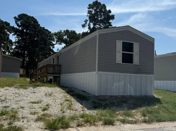 Virginia Avenue MH Park, 1000 W Seale St #10-A, Nacogdoches, TX 75964