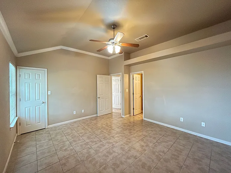 1204 Powder River Dr. — Photo 16