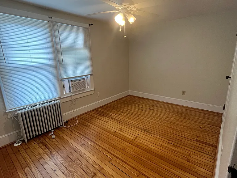 53 W Green St — Photo 9