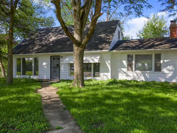 260 Arrowhead St, Park Forest, IL 60466