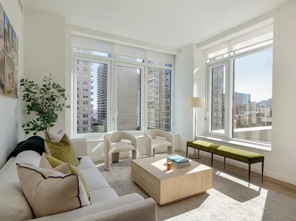 255 E 39th St, New York, NY