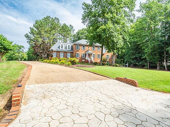 2nd image of 9327 Greywood Dr