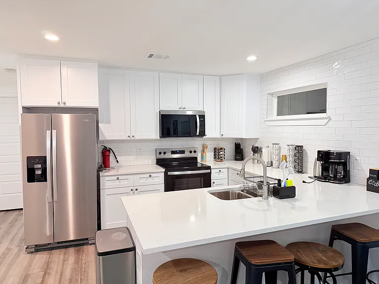 319 Parkwood Dr — Photo 14