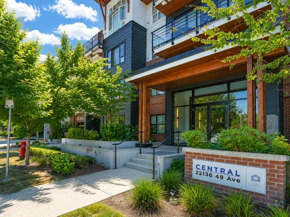 22136 49th Ave #412, Langley, BC V3A 3R1