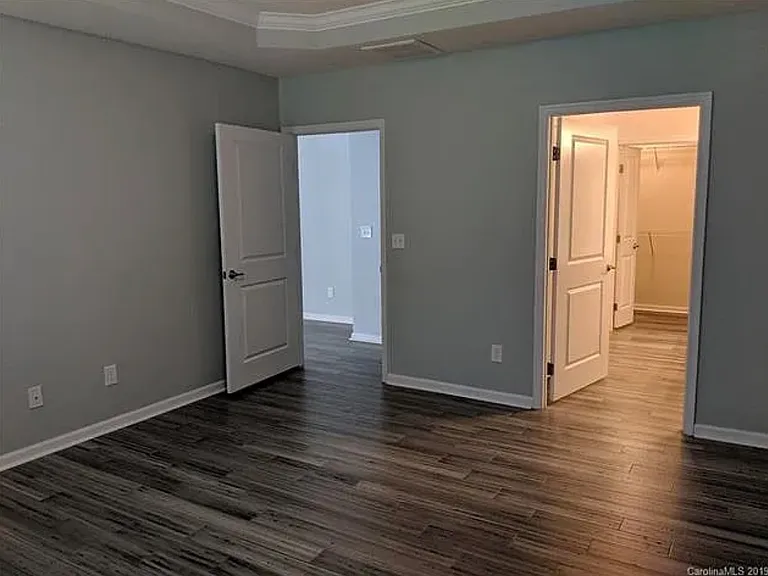 6828 Carradale Way — Photo 1