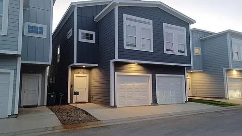 18827 Luminescent Ln Photo 1