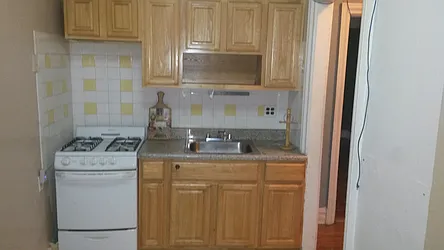 Sold by Starealty Estate LLC