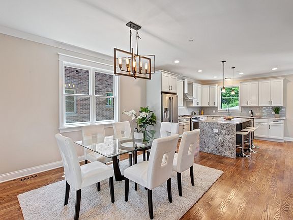 5th image of 4854 N Leonard Dr