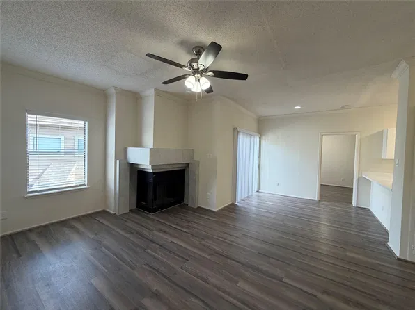2710 Grants Lake Blvd, Sugar Land, TX