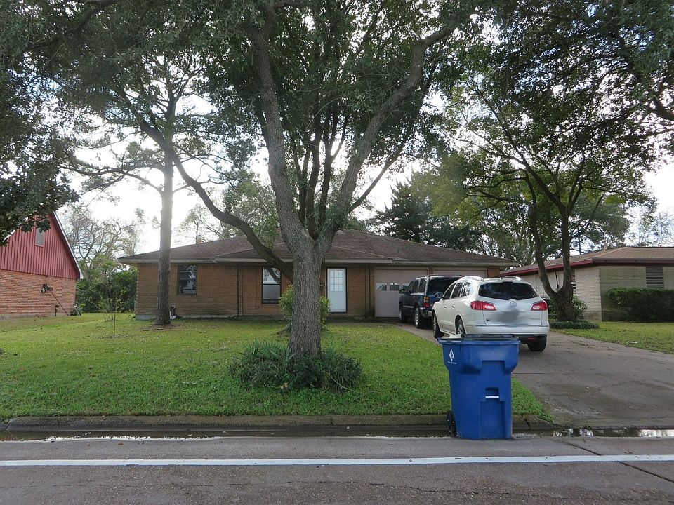1st image of 1921 19th Ave N