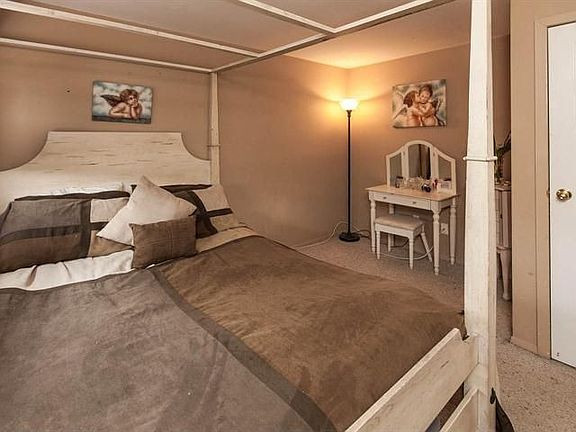 2ND LEVEL BEDROOM #2