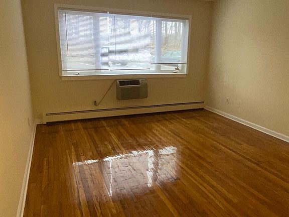2nd image of 71 Broughton Ave #10