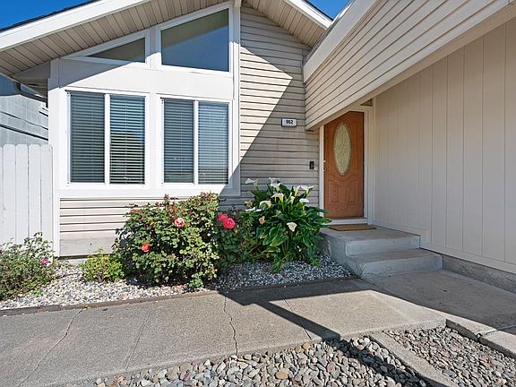 2nd image of 962 Camino Coronado